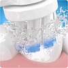 Зубная щетка электрическая Oral-B Junior зеленый белый